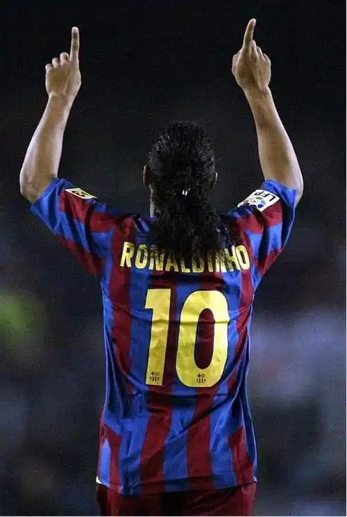 威胁曼联球 威胁曼联球