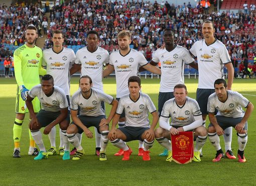 日本队在世 日本队在世