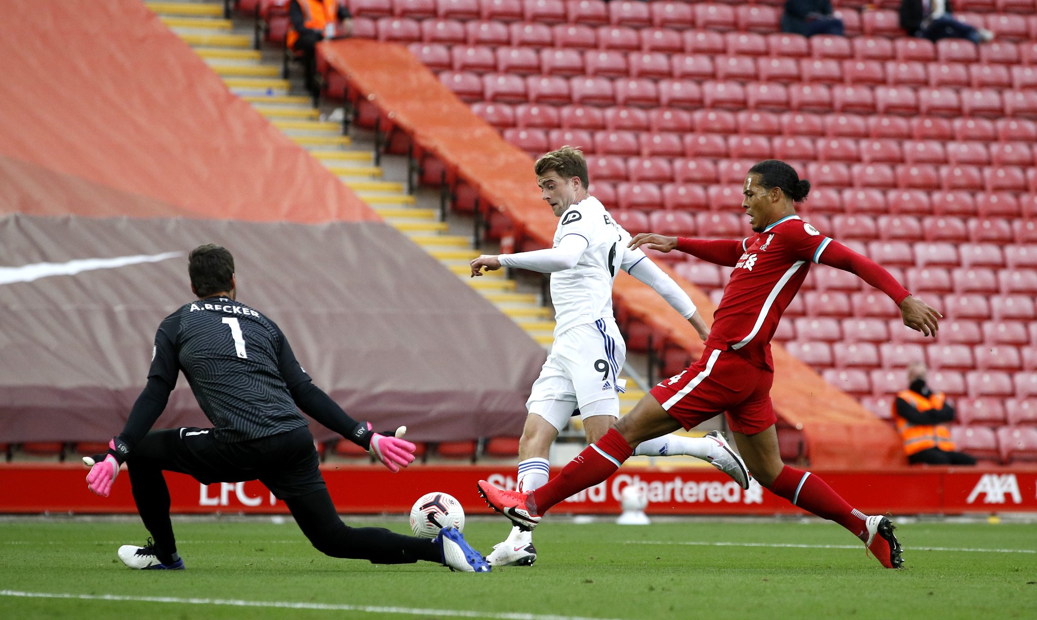 争夺比分的 争夺比分的